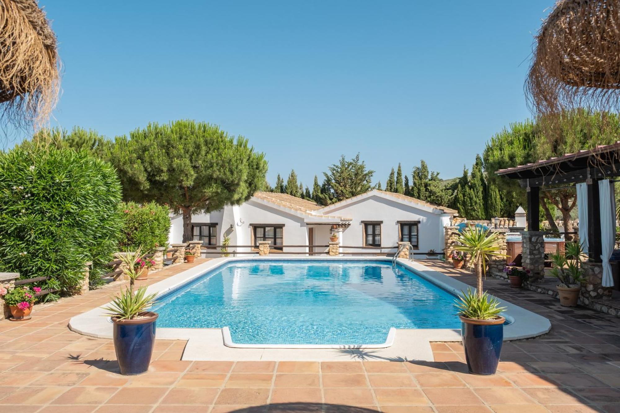 Pasa Fina, Luxury Holiday Retreat Villanueva del Trabuco Luaran gambar
