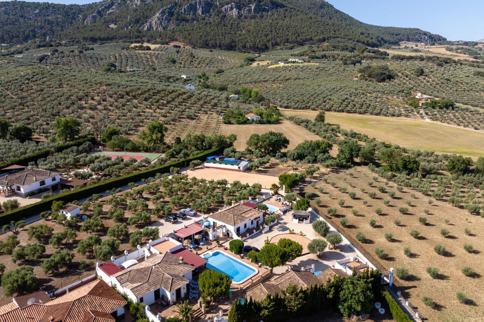 Pasa Fina, Luxury Holiday Retreat Villanueva del Trabuco Luaran gambar